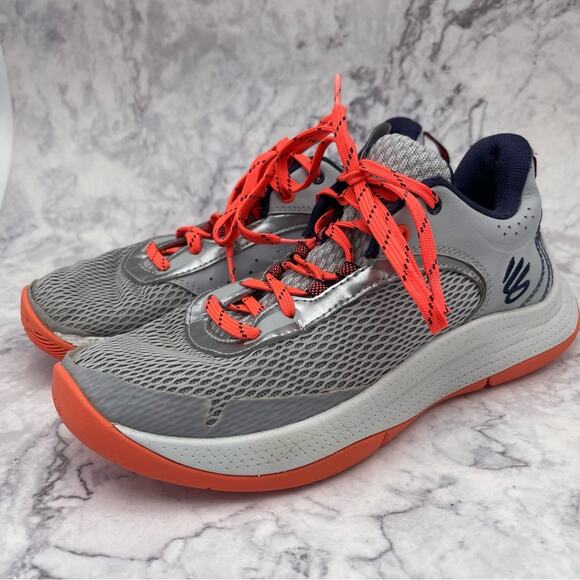Under Armour Curry Basketball Shoes. Size 6.5Y. In good used condition! - Picture 1 of 10